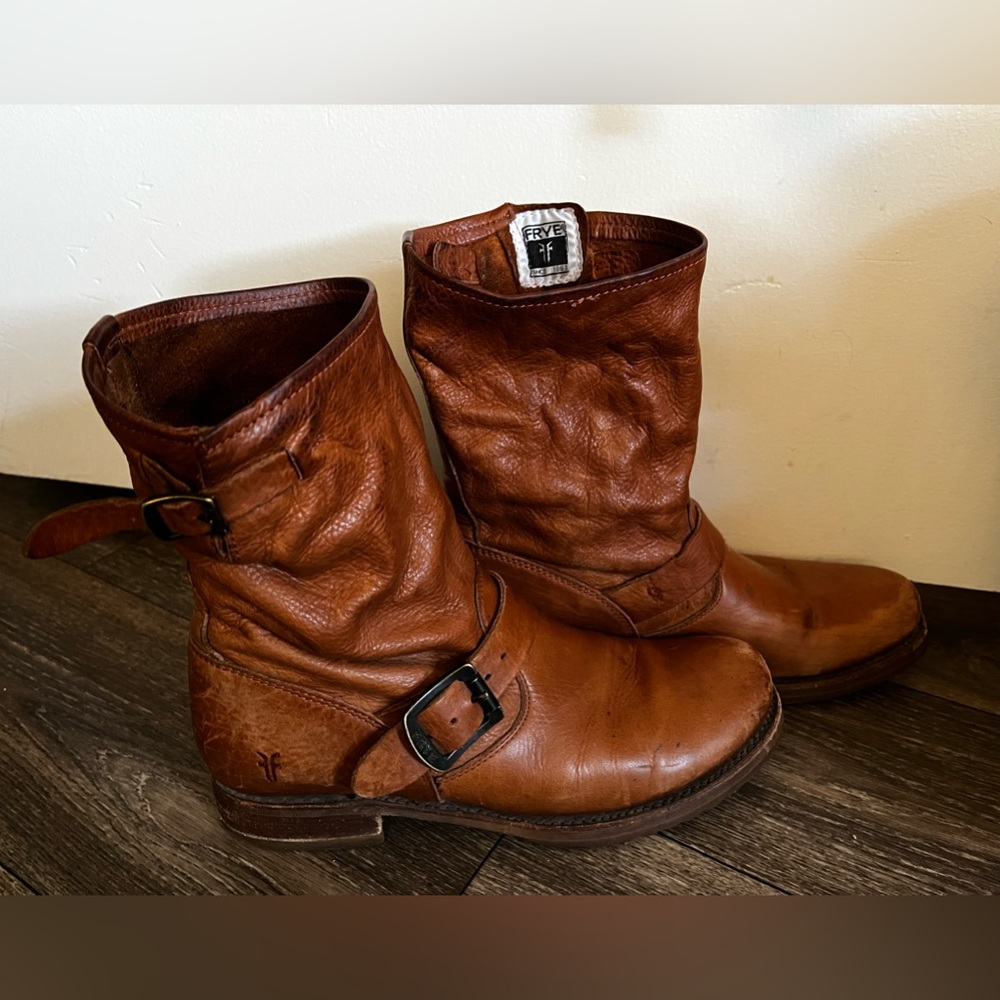 FRYE fall boots size 9!!!